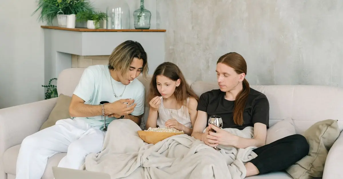 10 Creative Indoor Activities for Family Fun