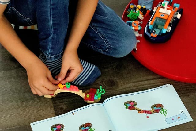 10 Creative Indoor Activities to Try with Your Kids
